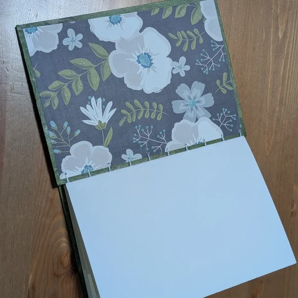 Green Handmade Journal - Picture 2 of 6